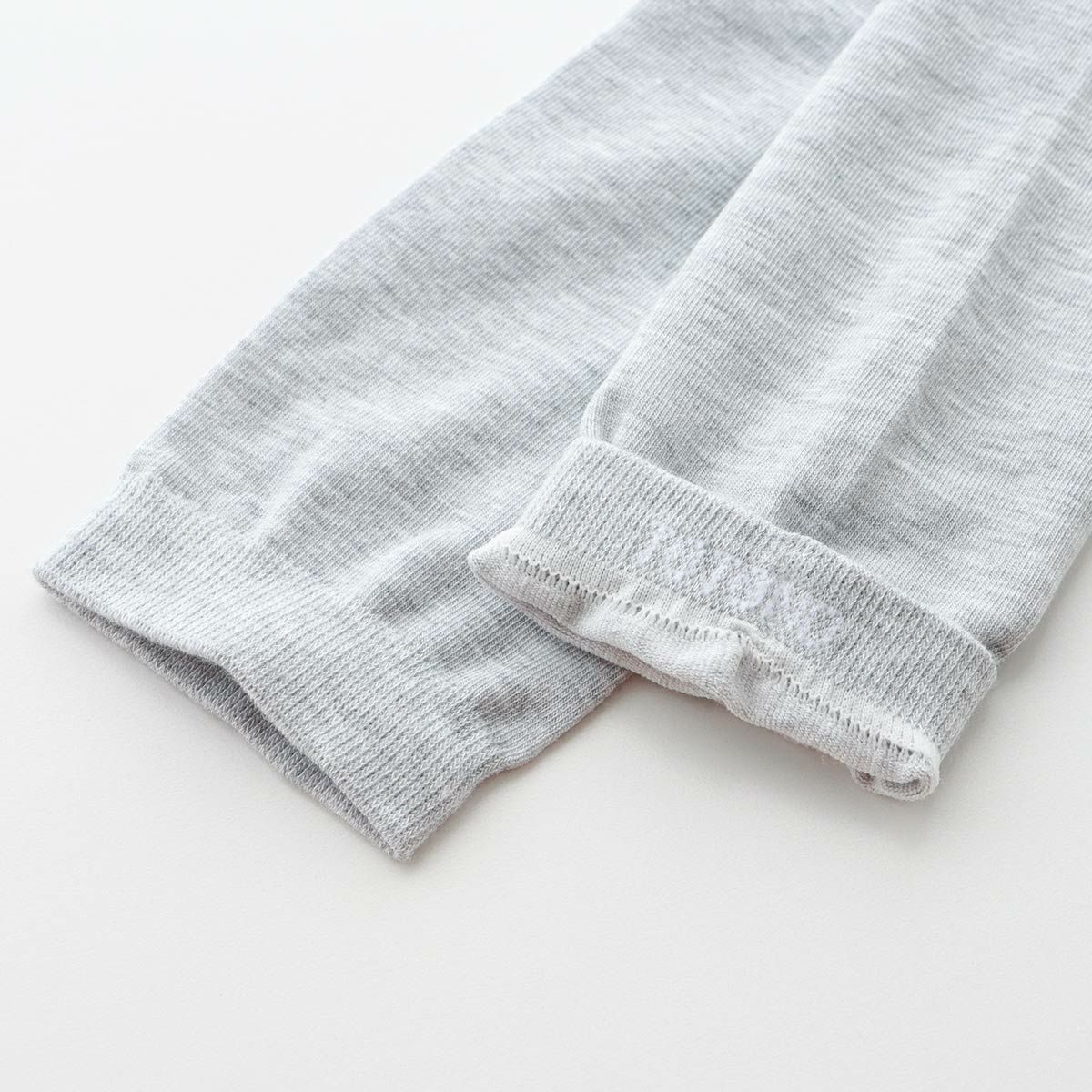 整トトノTOTONOふくらはぎ腕サポーター2way仕様TERAXCARETECT（テラックスケアテクト）血行促進Femtech（フェムテック）ゆったりゴムレディース女性婦人ソックス締めつけないあたたかい03915309