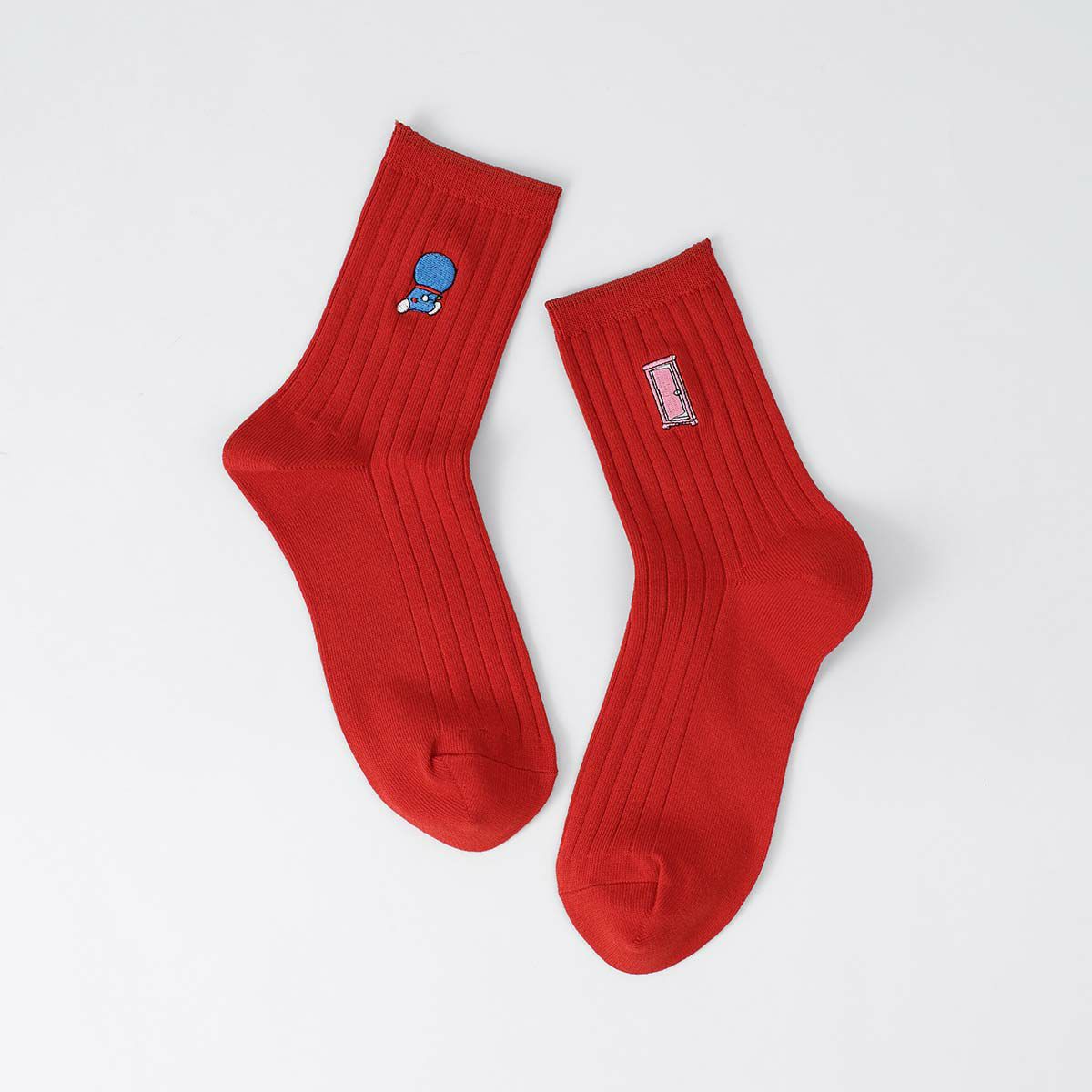 ドラえもんマルチ刺繍後ろ姿ショート丈ソックス靴下レディースキャラクターギフトプレゼント03297102