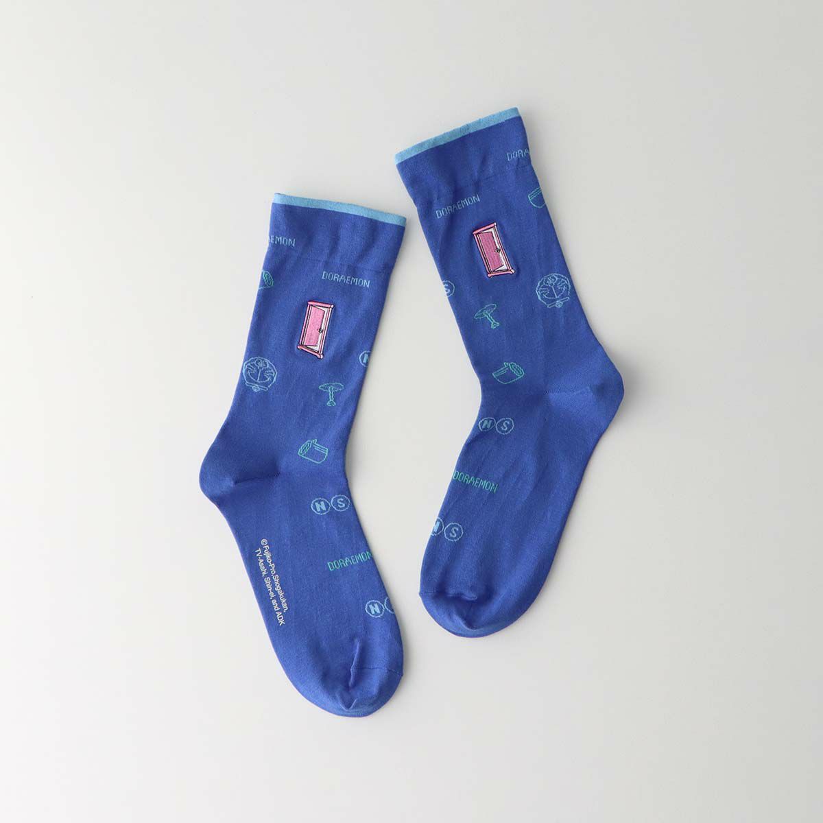 ドラえもん秘密道具＆刺繍クルー丈ソックス靴下レディースキャラクターギフトプレゼント03297105