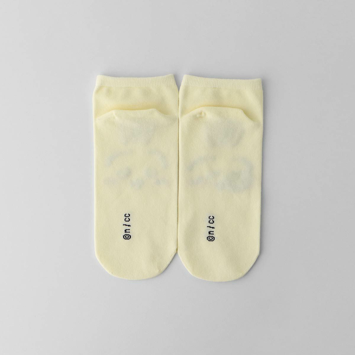 ちいかわスニーカー丈ソックスうさぎフェイス靴下レディースキャラクター03197007