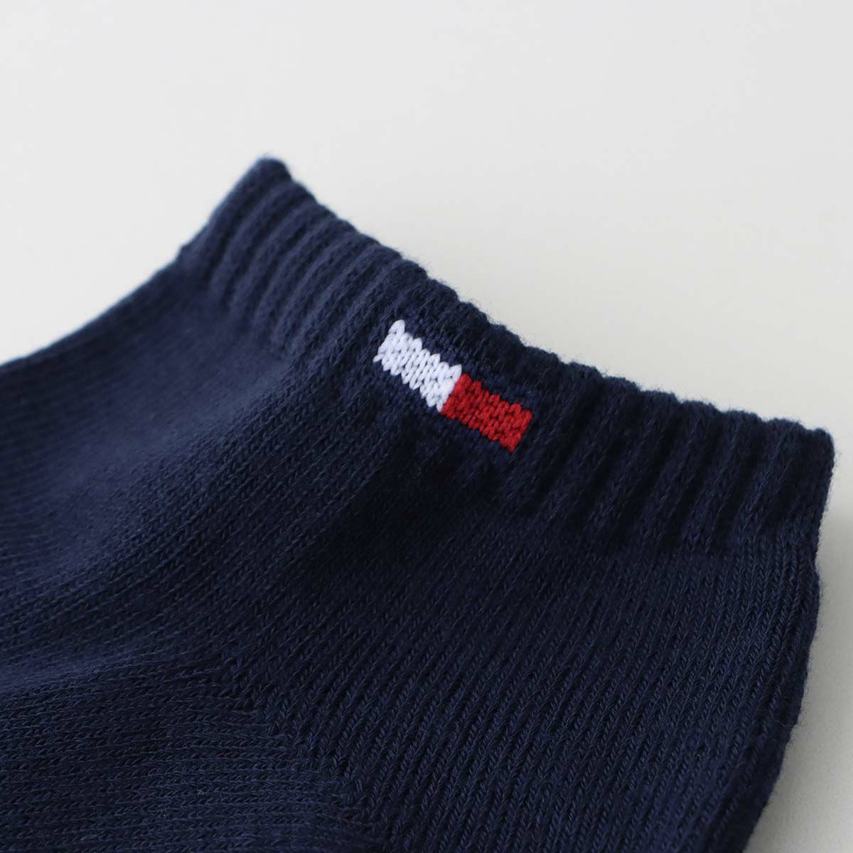 【WEB限定】【3足セット】TOMMYHILFIGERトミーヒルフィガーメンズレディースオーガニックコットン混足底パイルワンポイントロゴスニーカー丈ソックス92554054