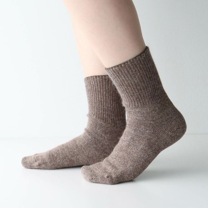 NAIGAICOMFORTナイガイコンフォート日本製アンゴラ混肌側シルクテーパーリブルームソックスベッドソックスゆったりあたたか女性プレゼントギフト03022601