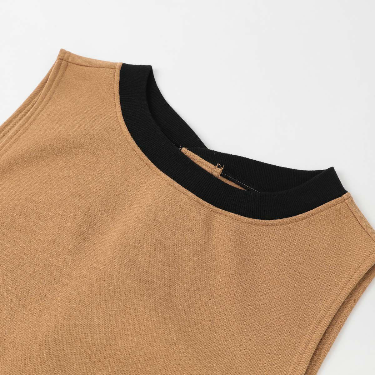 LANVIN COLLECTION ランバン コレクション 裏起毛 ポリエステル100％ 後ろボタン 背付き フェリシテローズ柄 セツキ エプロン レディース 70044018